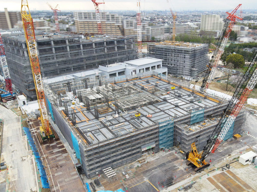 病院（診療棟）、研究棟、サービス棟と講義・実習棟